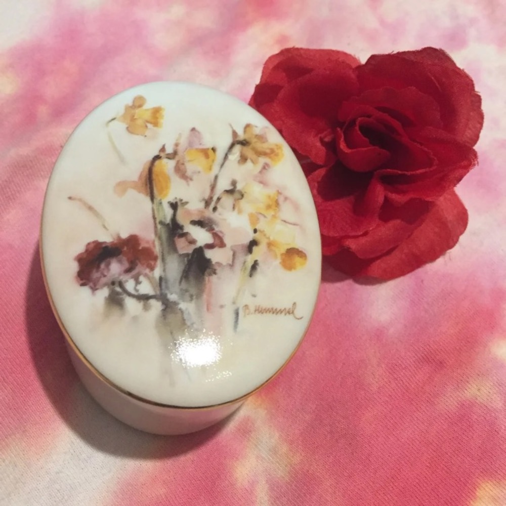 Hummel trinket box